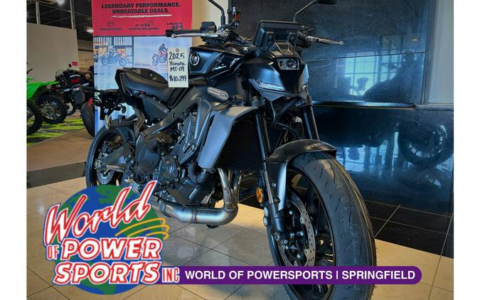 2025 Yamaha MT-09