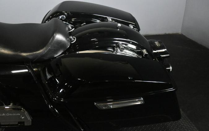 2015 Harley-Davidson Road King Classic