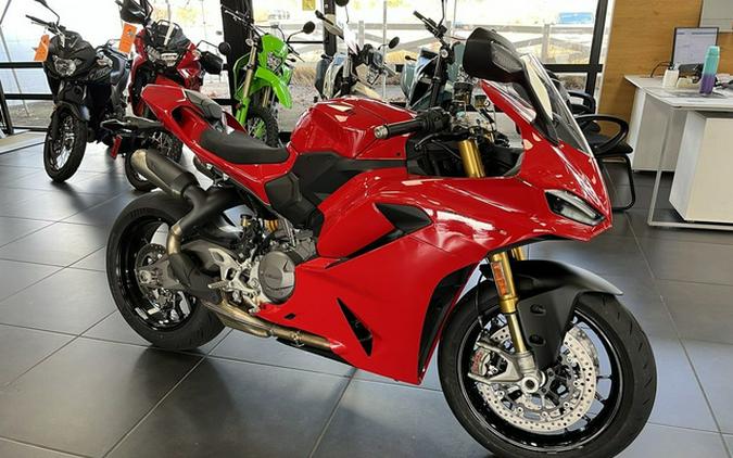 2025 Ducati Panigale V2 S