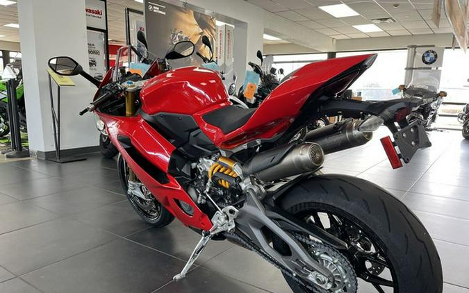 2025 Ducati Panigale V2 S