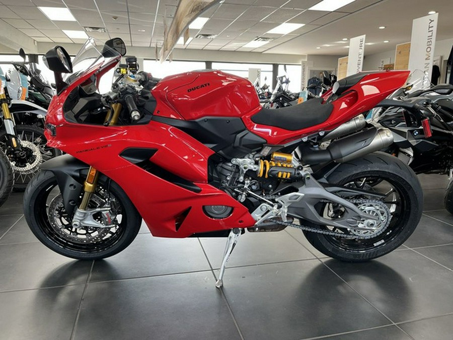 2025 Ducati Panigale V2 S