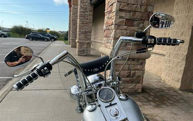 2003 Harley-Davidson FLSTC/FLSTCI Heritage Softail® Classic