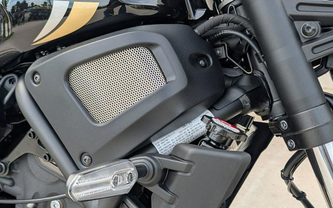 2026 Yamaha XSR700