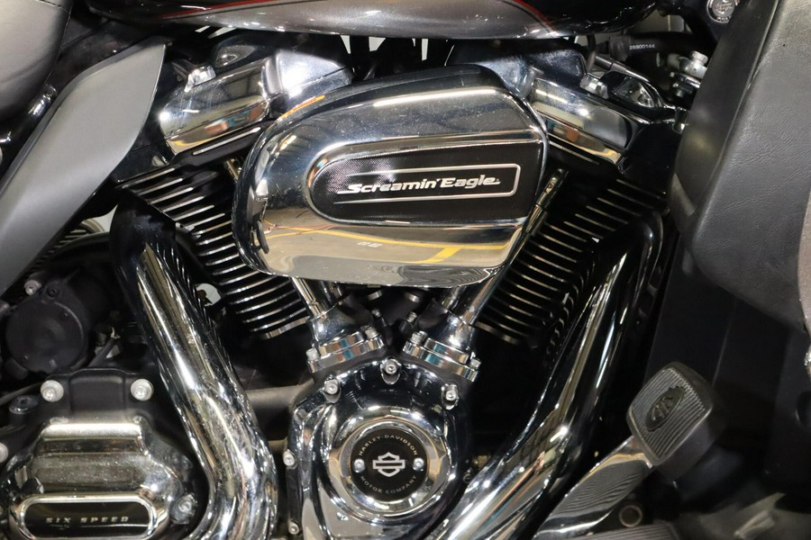 2017 Harley-Davidson Ultra Limited FLHTCU