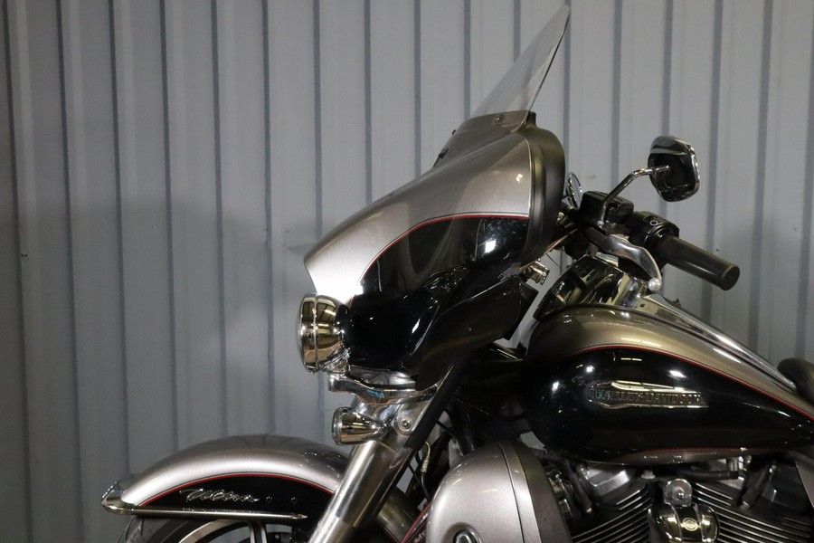 2017 Harley-Davidson Ultra Limited FLHTCU