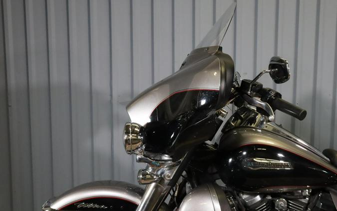 2017 Harley-Davidson Ultra Limited FLHTCU
