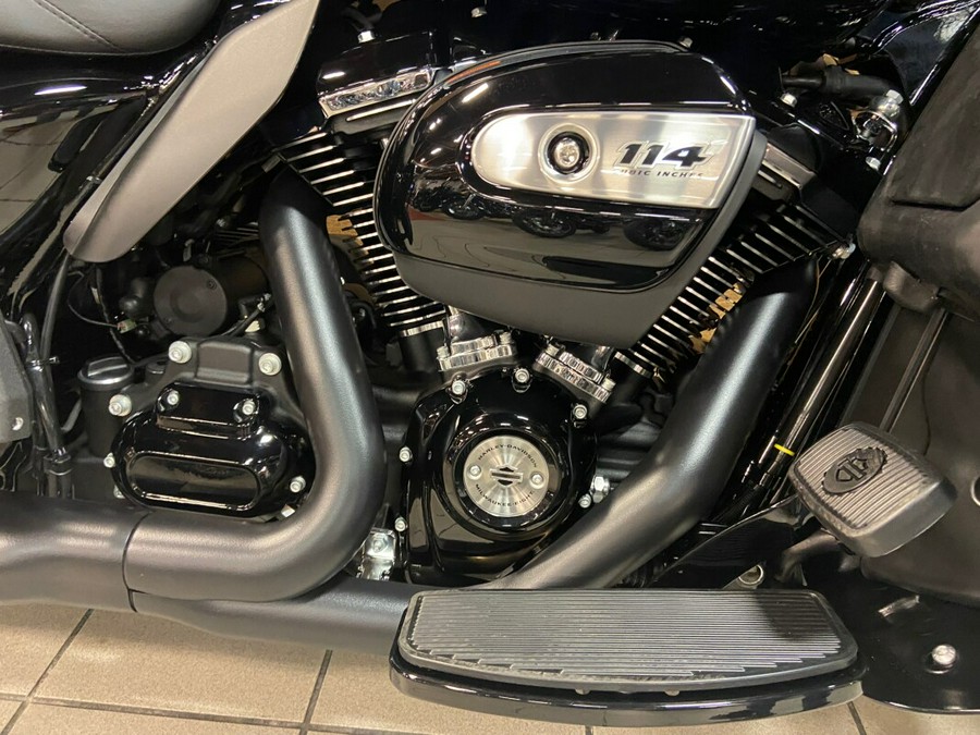 2024 Harley-Davidson Ultra Limited Vivid Black FLHTK