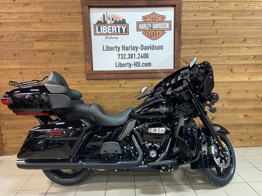 2024 Harley-Davidson Ultra Limited Vivid Black FLHTK