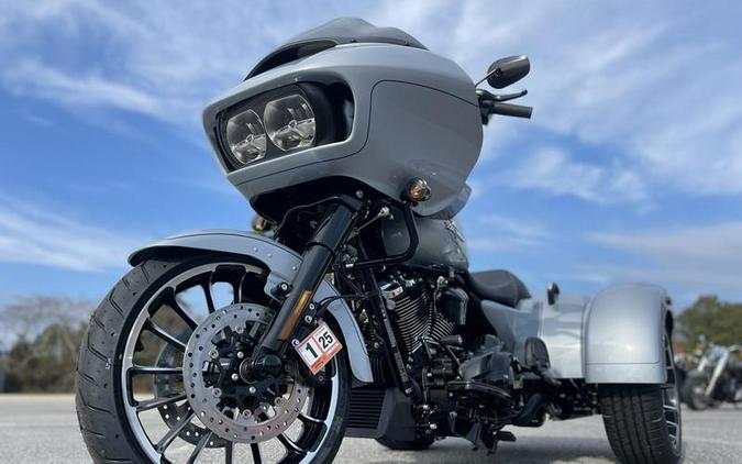 2024 Harley-Davidson® FLTRT - Road Glide® 3