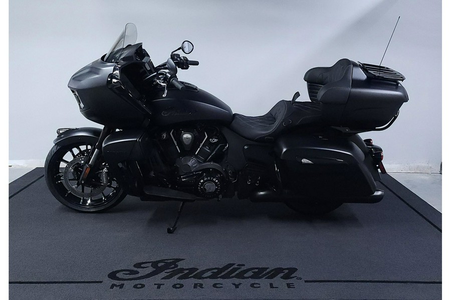 2024 Indian Motorcycle Pursuit® Dark Horse® - Black Smoke