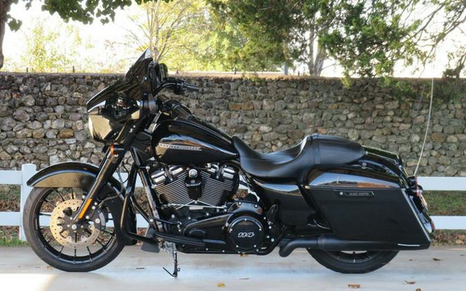 2019 Harley-Davidson FLHXS - Street Glide Special