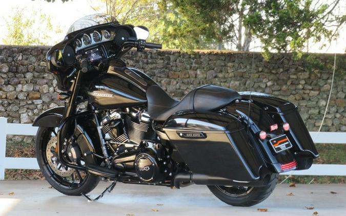 2019 Harley-Davidson FLHXS - Street Glide Special