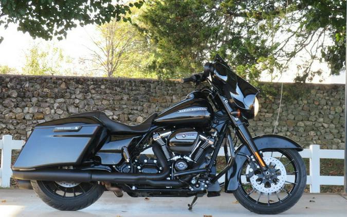 2019 Harley-Davidson FLHXS - Street Glide Special