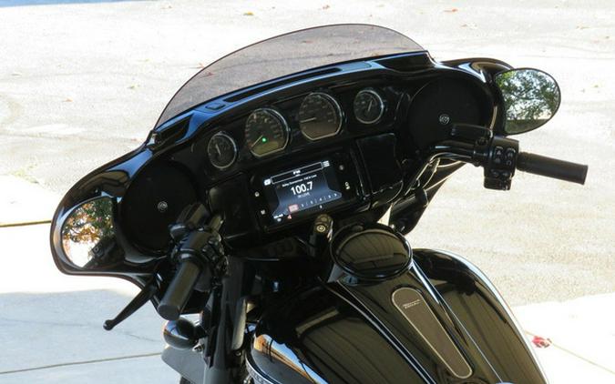 2019 Harley-Davidson FLHXS - Street Glide Special