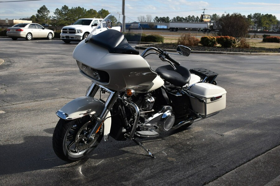 2025 HD Police Road Glide BIRCH WHITE