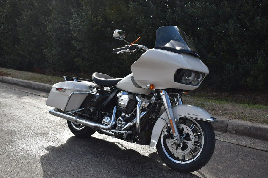 2025 HD Police Road Glide BIRCH WHITE