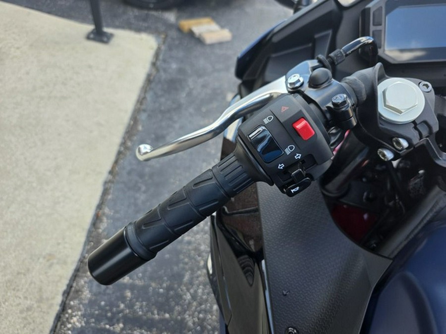 2026 Kawasaki Ninja 500 ABS Metallic Matte Twilight Blue SE ABS