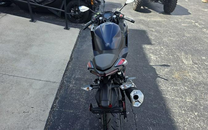 2026 Kawasaki Ninja 500 ABS Metallic Matte Twilight Blue SE ABS