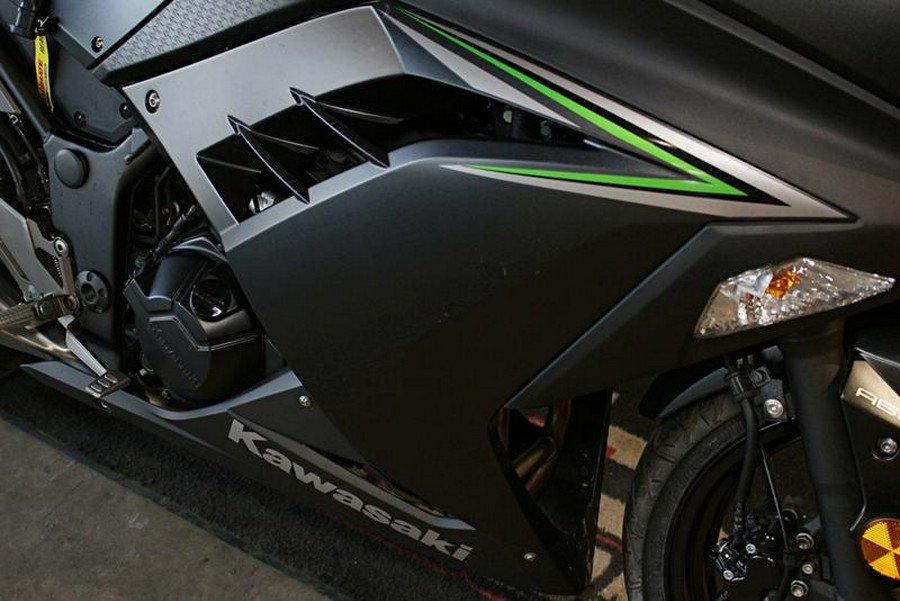 2016 Kawasaki Ninja® 300 ABS