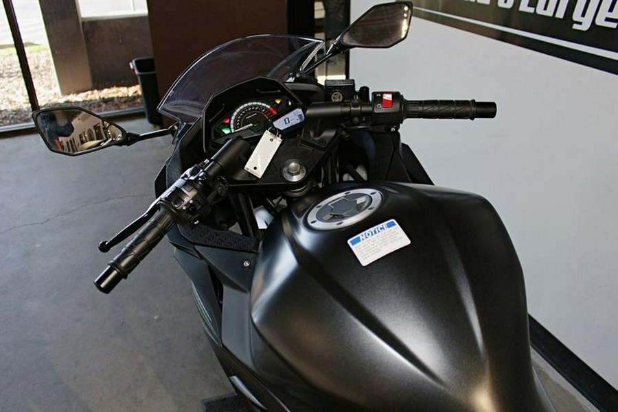 2016 Kawasaki Ninja® 300 ABS