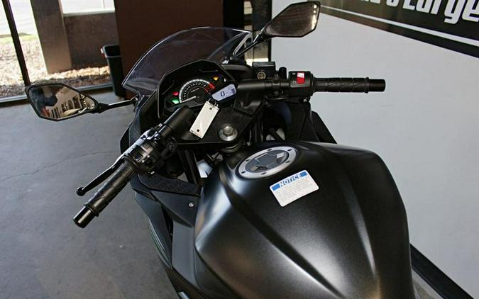 2016 Kawasaki Ninja® 300 ABS