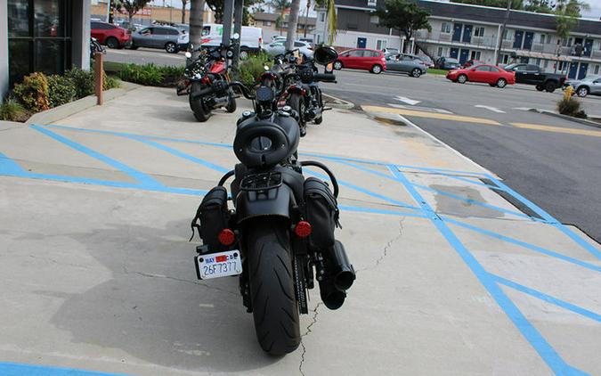 2022 Indian Motorcycle® Chief® Bobber Dark Horse® Black Smoke