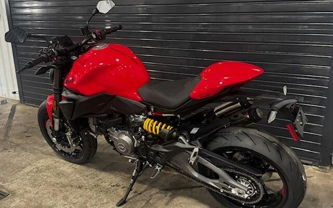 2026 Ducati Monster Plus V2