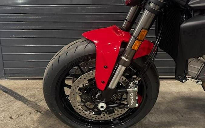 2026 Ducati Monster Plus V2