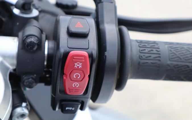 2025 CFMOTO 675SS
