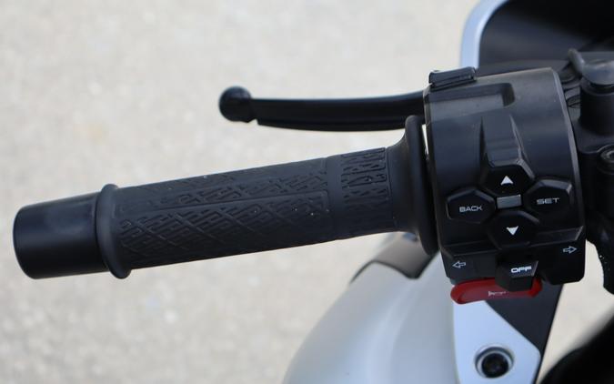 2025 CFMOTO 675SS