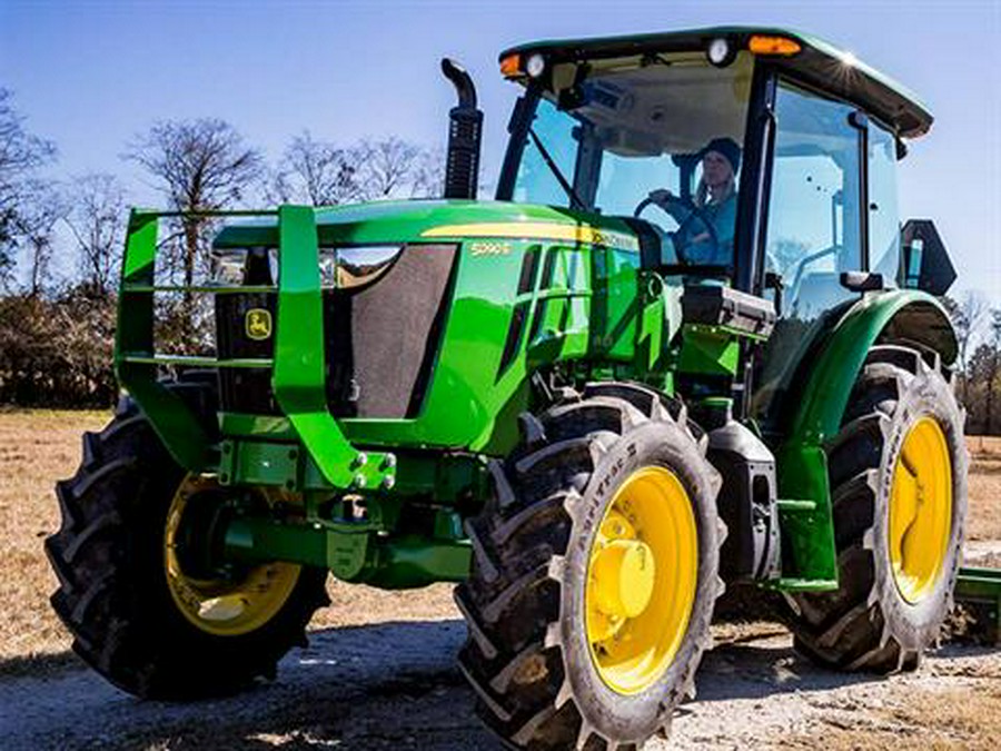 John Deere 5090E Standard Cab