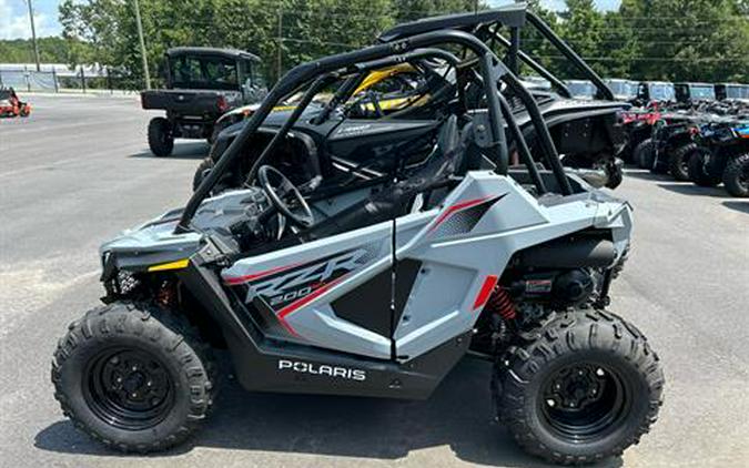 2024 Polaris RZR 200 EFI