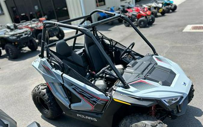 2024 Polaris RZR 200 EFI