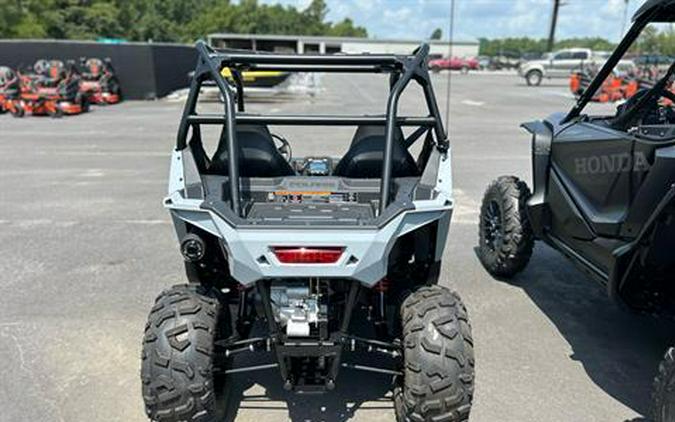 2024 Polaris RZR 200 EFI