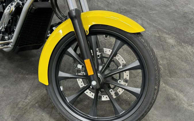 2022 HONDA FURY