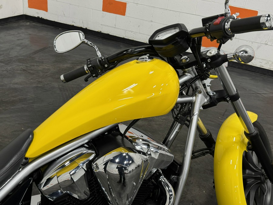 2022 HONDA FURY