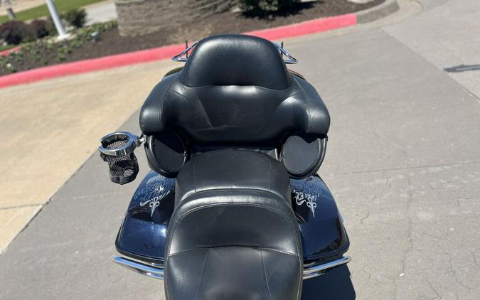 2019 Harley-Davidson® FLHTK Ultra Limited MDNTBLU/BARSLVR 651480