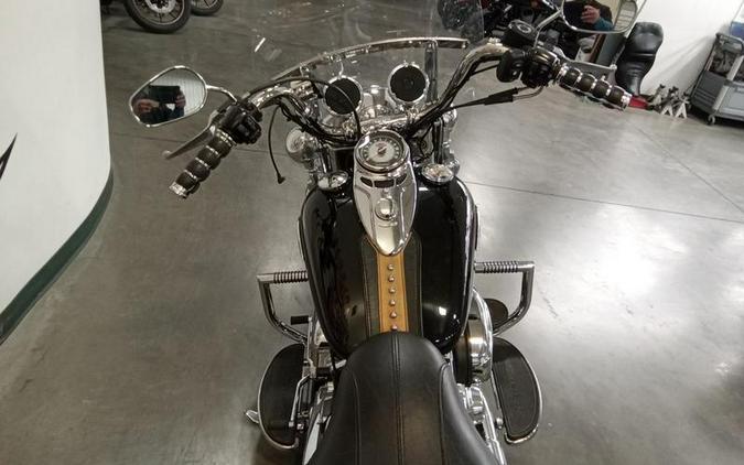 2010 Harley-Davidson® FLSTC - Heritage Softail® Classic