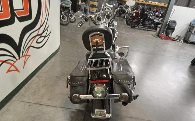 2010 Harley-Davidson® FLSTC - Heritage Softail® Classic