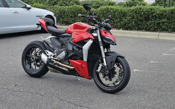 2022 Ducati Streetfighter V2 Ducati Red