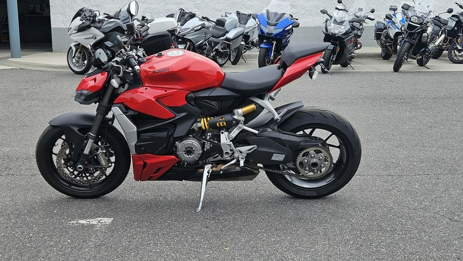 2022 Ducati Streetfighter V2 Ducati Red