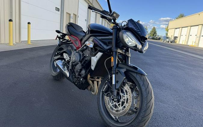 2022 Triumph Street Triple R Low Matte Silver Ice R