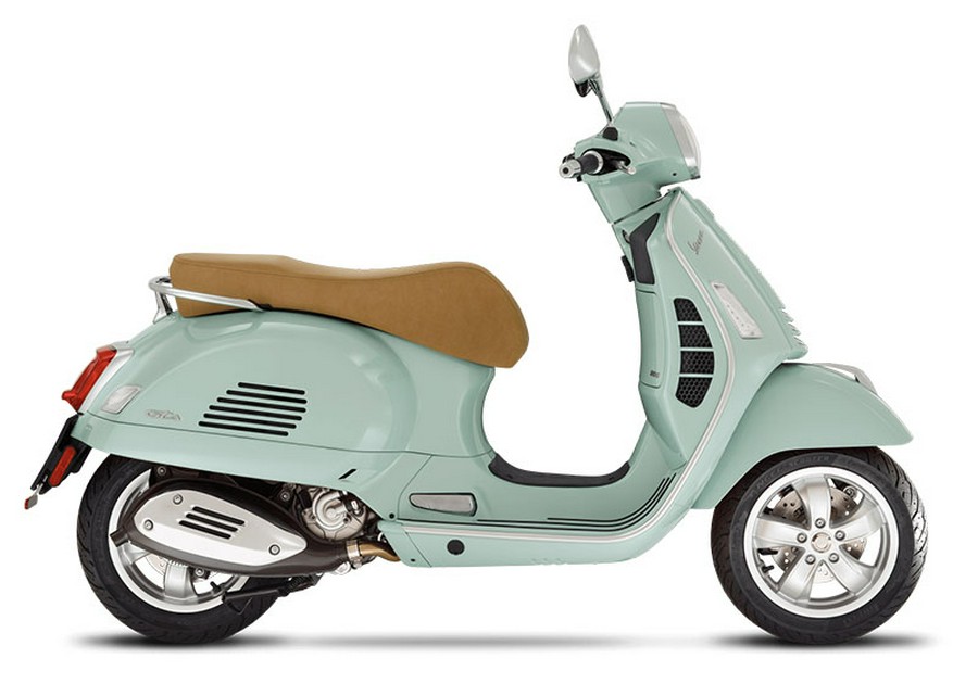 2022 Vespa GTS 300 HPE