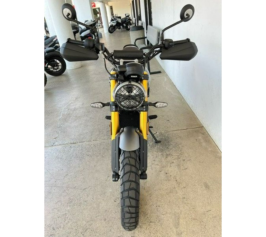 New 2024 Triumph SCRAMBLER 400 X