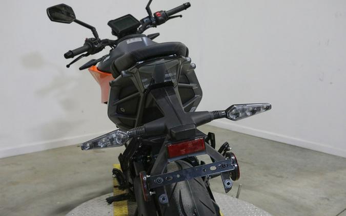 2024 KTM 250 DUKE 250