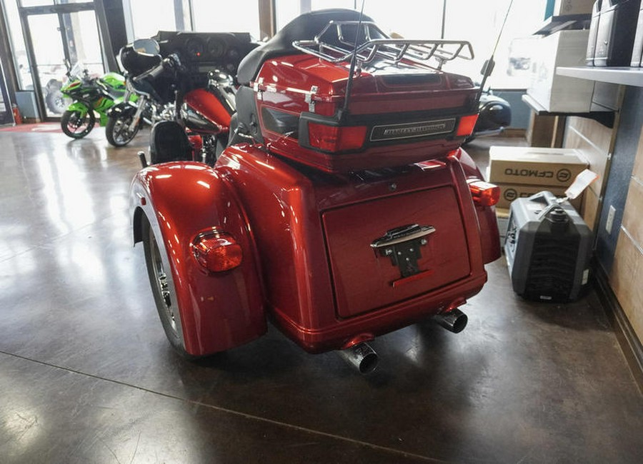 2012 Harley-Davidson® FLHTCUTG - Tri Glide® Ultra Classic®