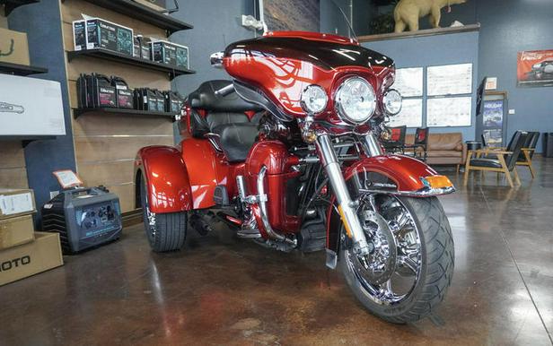 2012 Harley-Davidson® FLHTCUTG - Tri Glide® Ultra Classic®