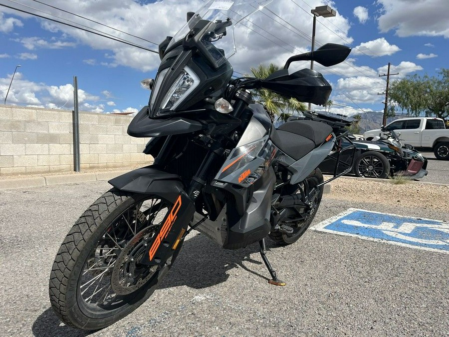2022 KTM 890 Adventure