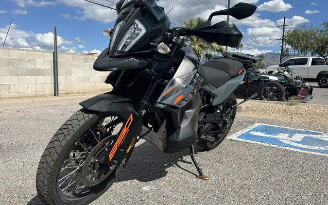 2022 KTM 890 Adventure