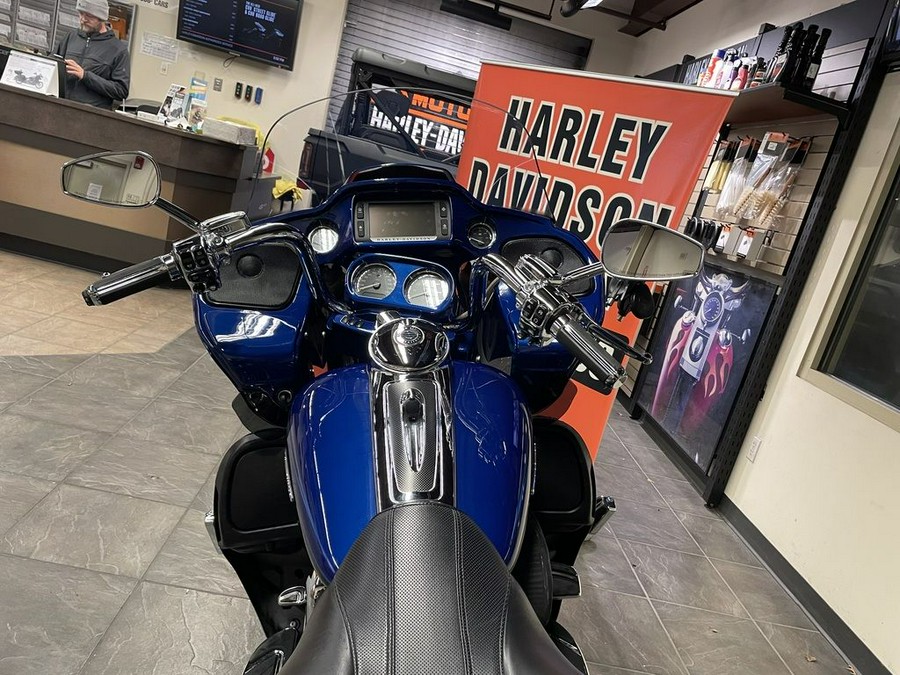 2015 Harley-Davidson® FLTRUSE - CVO™ Road Glide® Ultra